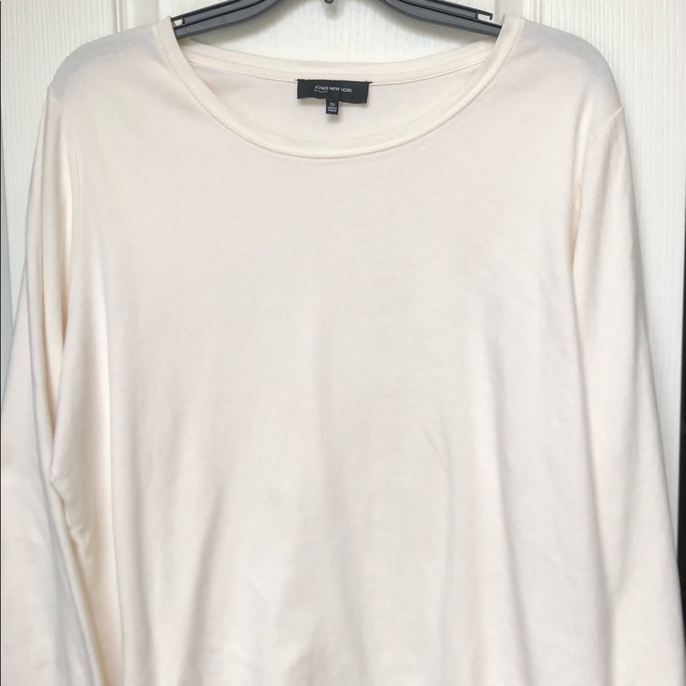 Jones New York Women's Cream Color Long Sleeve Tee- Size 3X(runs small)